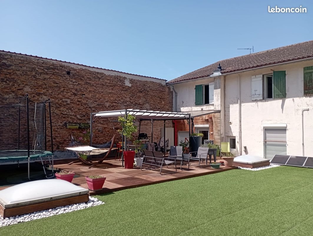Appartement à vendre, 145m², Saint-Laurent-sur-Saône