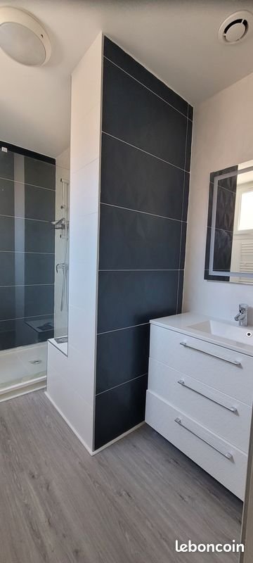 Appartement à louer, 50m², Évian-les-Bains
