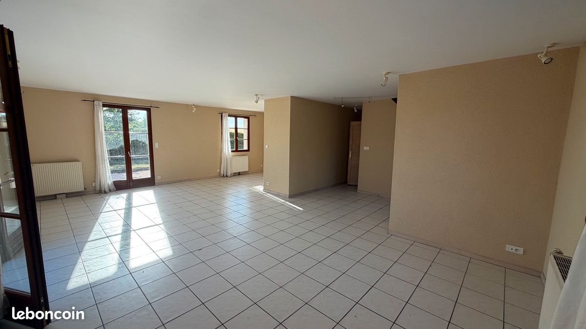 Maison à vendre, 203m², Bellefond