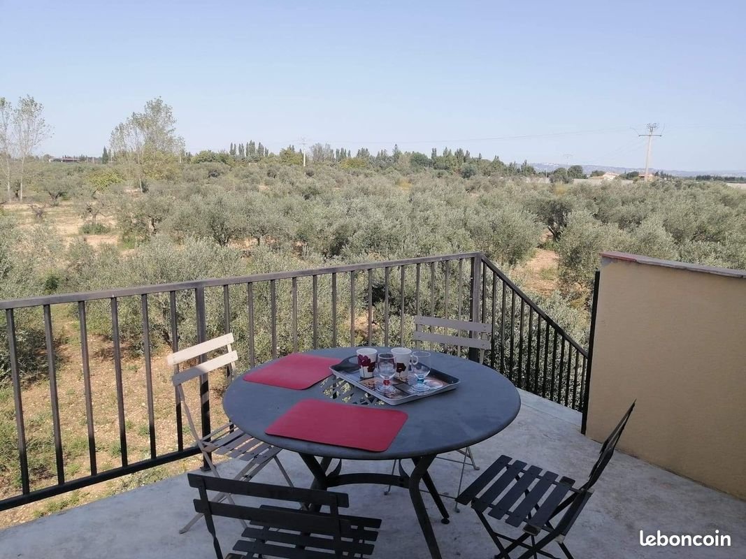 Appartement à louer, 28m², Arles