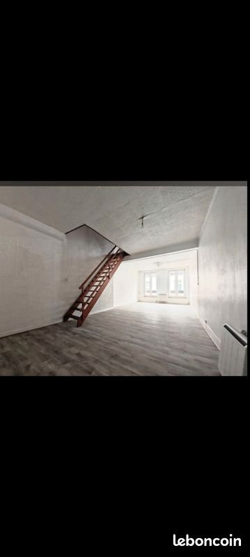 Appartement à louer, 65m², Bavay