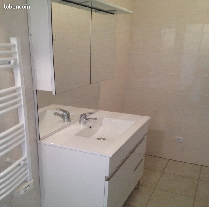 Appartement à louer, 35m², Coutouvre