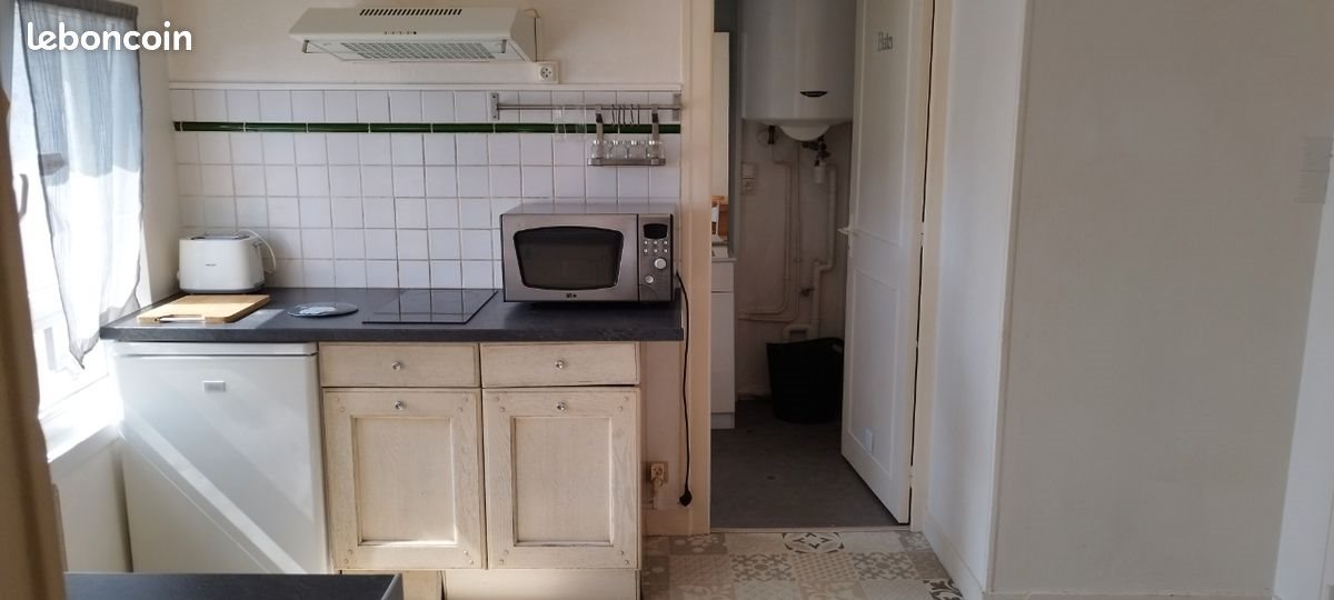 Appartement à louer, 25m², Saintes