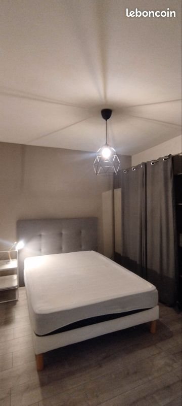 Appartement à louer, 25m², Saintes