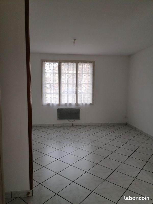 Maison à louer, 61m², Vivoin