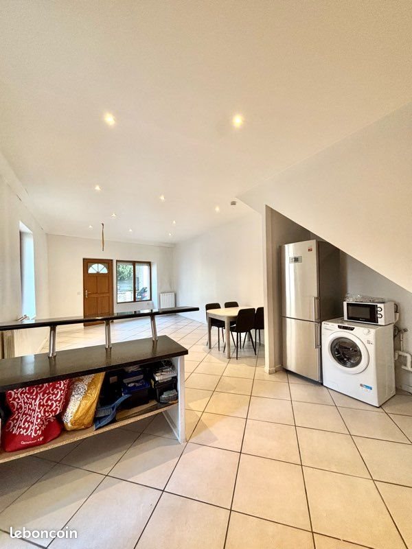 Maison à louer, 70m², Vienne
