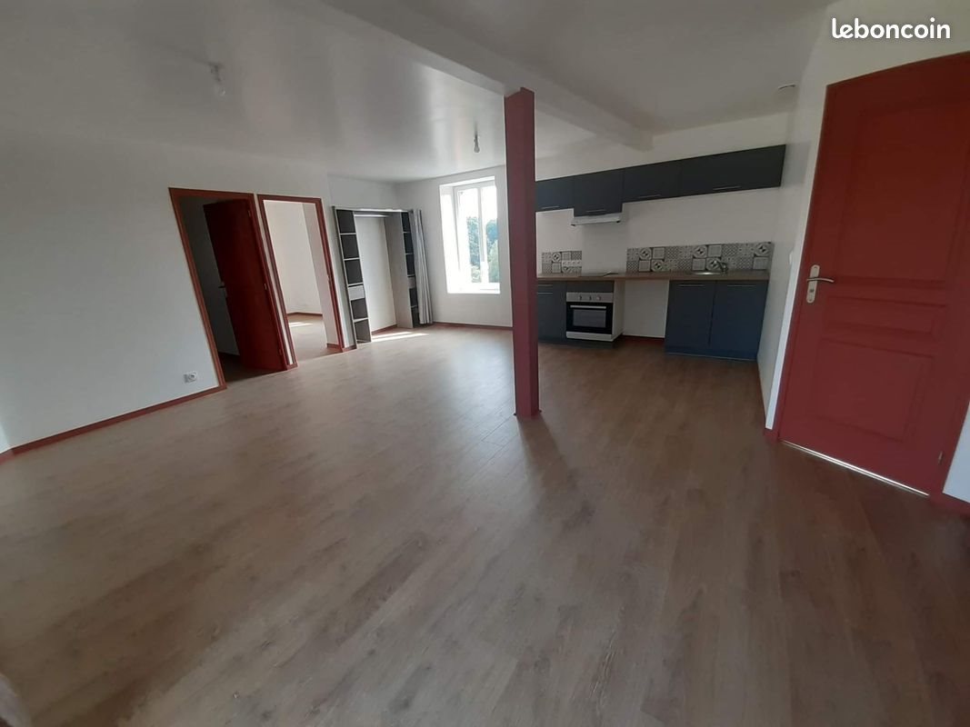 Appartement à louer, 70m², Nantiat