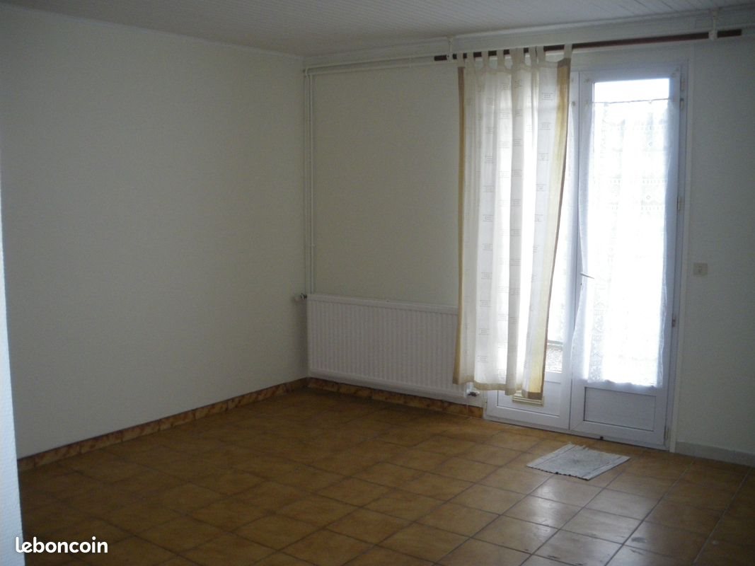 Appartement à louer, 30m², Hédé