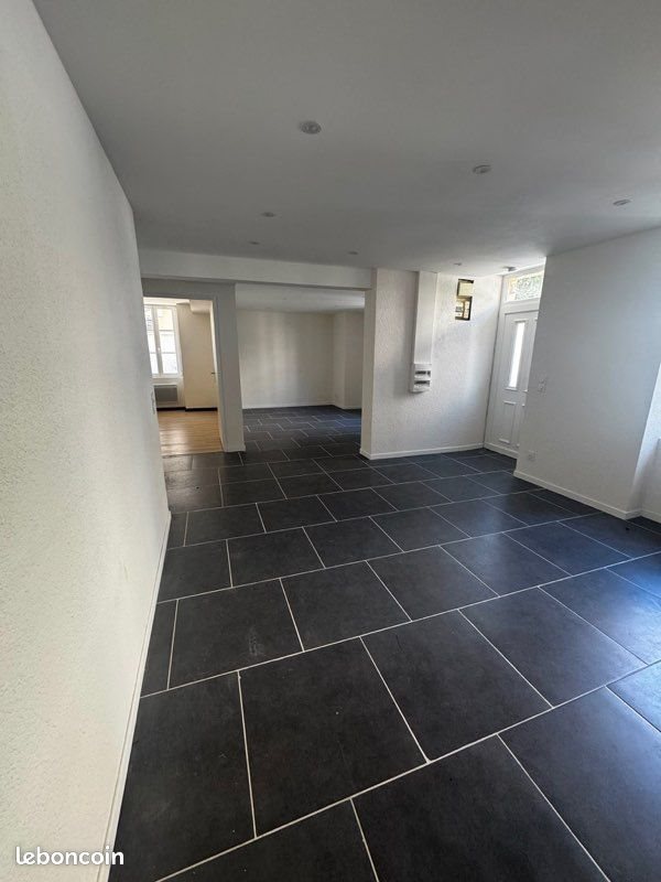 Appartement à louer, 57m², Lons-le-Saunier