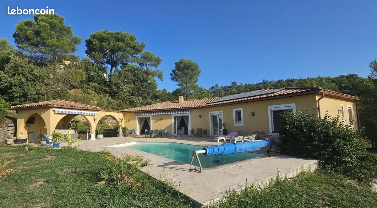 Maison à vendre, 168m², Garéoult