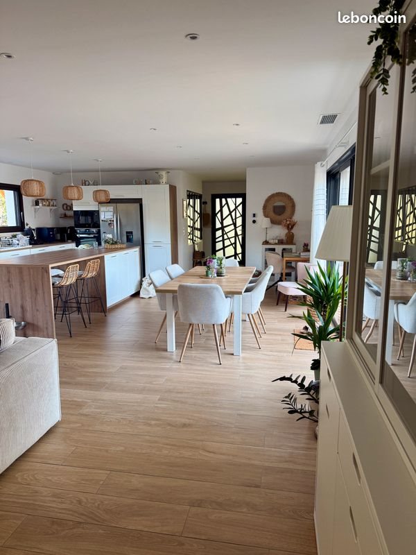 Maison à vendre, 140m², Salles