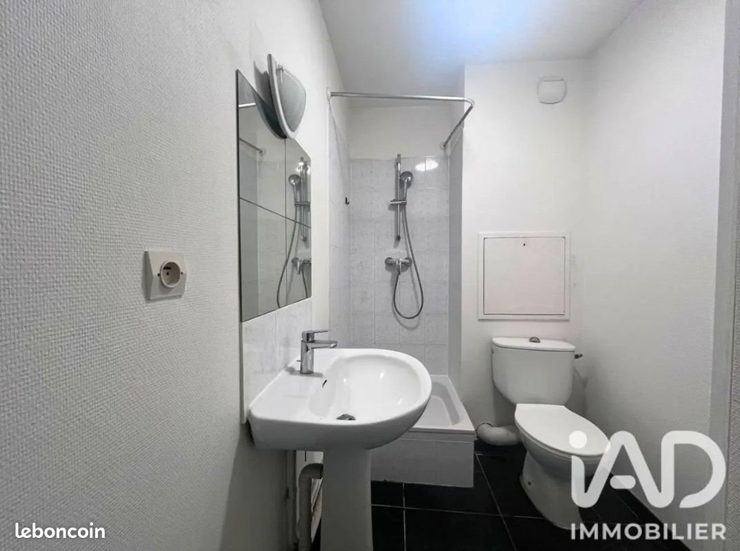 Appartement à louer, 22m², Cergy