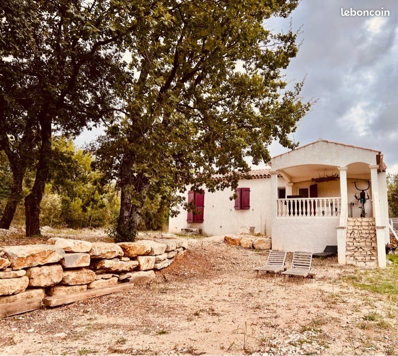 Maison à louer, 125m², Saint-Maximin-la-Sainte-Baume