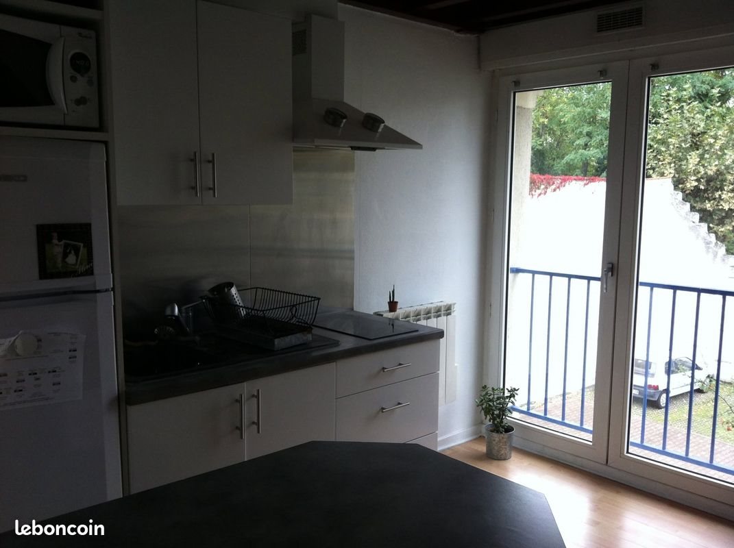 Appartement à louer, 33m², Talence