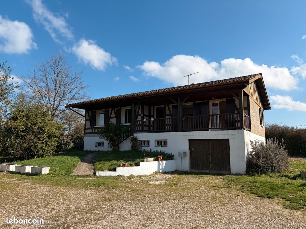 Maison à louer, 86m², Mionnay