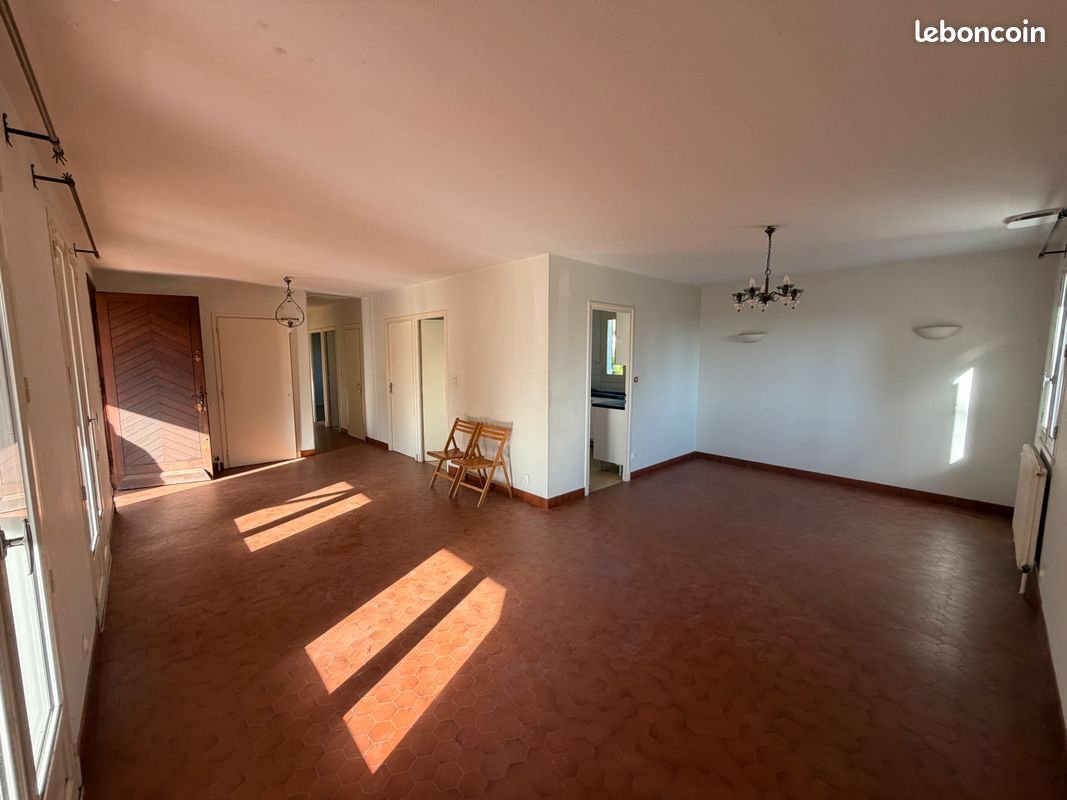 Maison à louer, 86m², Mionnay