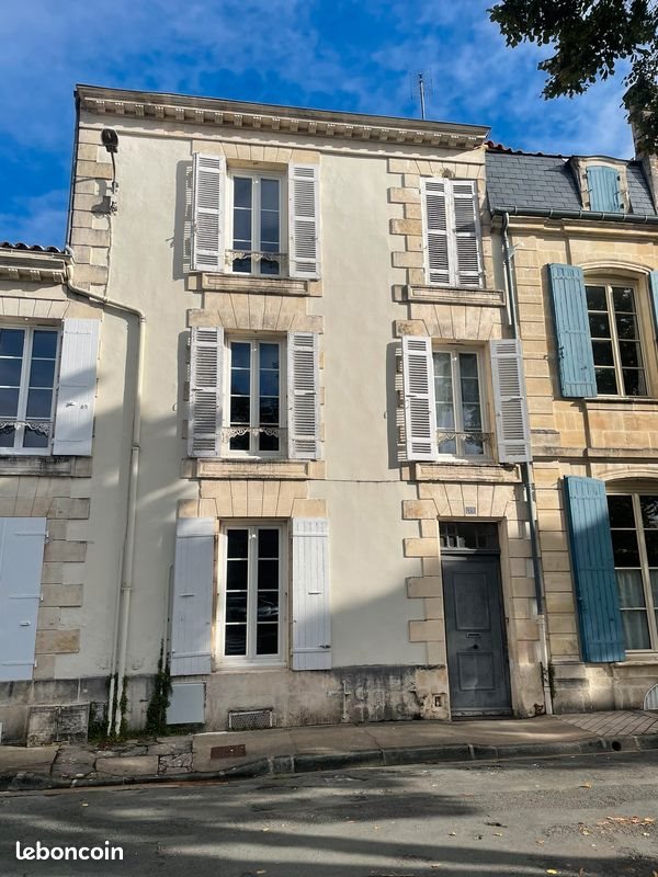 Maison à louer, 133m², Saint-Jean-d'Angély