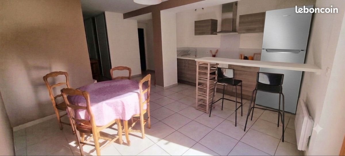 Appartement à louer, 62m², Lambesc