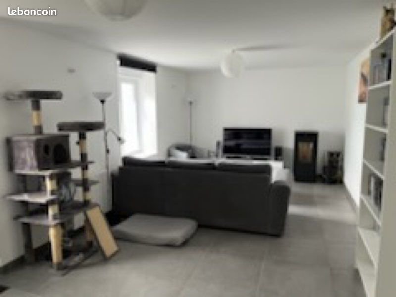 Maison à louer, 180m², Ruffiac