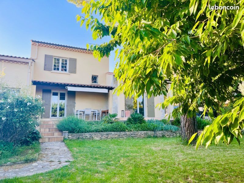 Maison à vendre, 110m², Bourg-Saint-Andéol