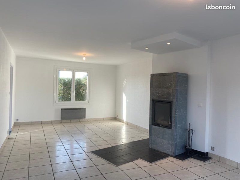 Maison à louer, 135m², Toulon-sur-Allier