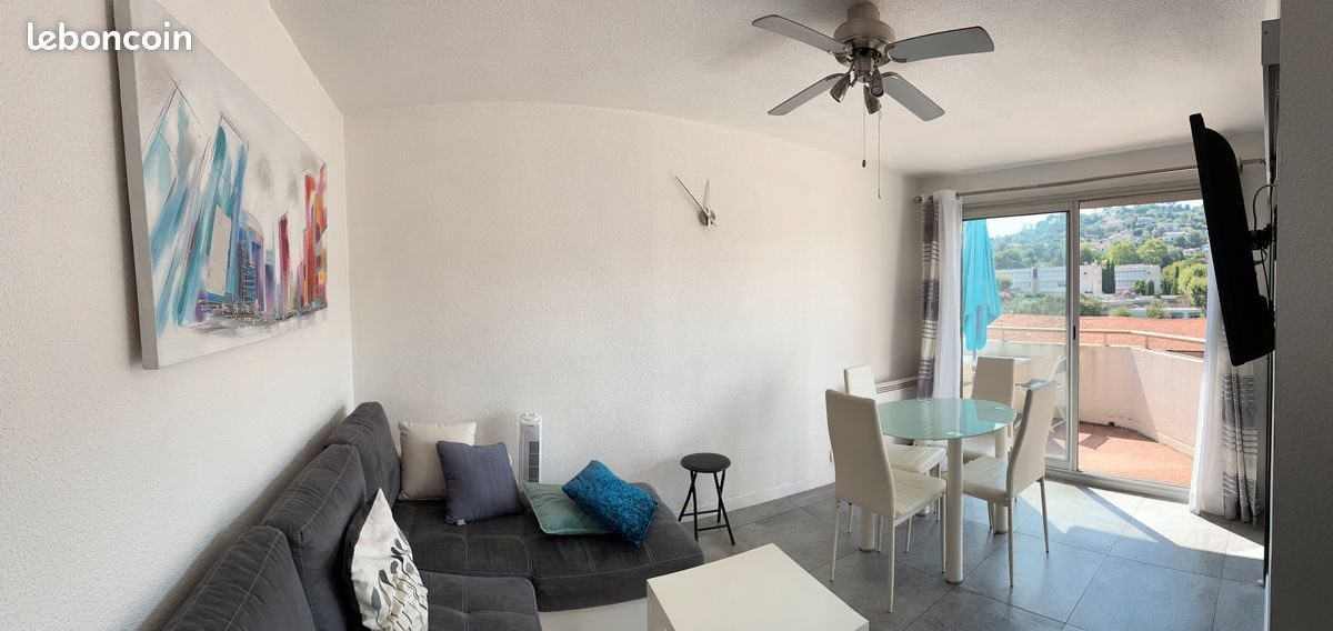 Appartement à louer, 30m², Vallauris