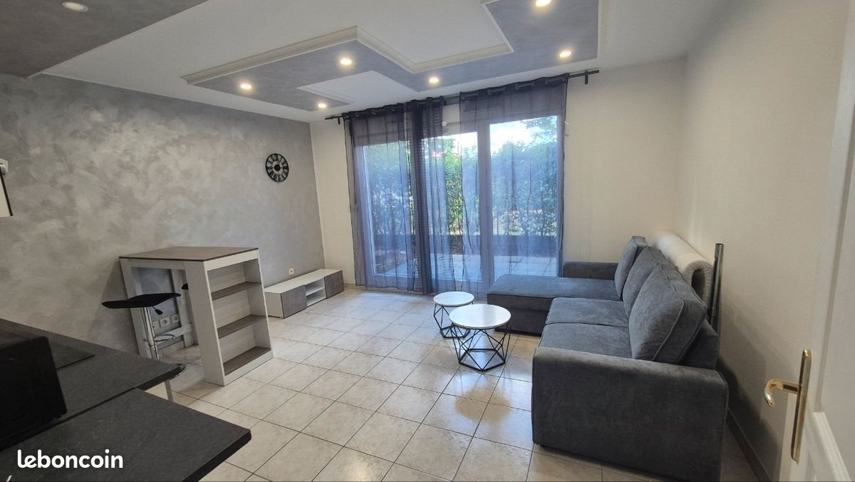 Appartement à louer, 28m², Meyzieu