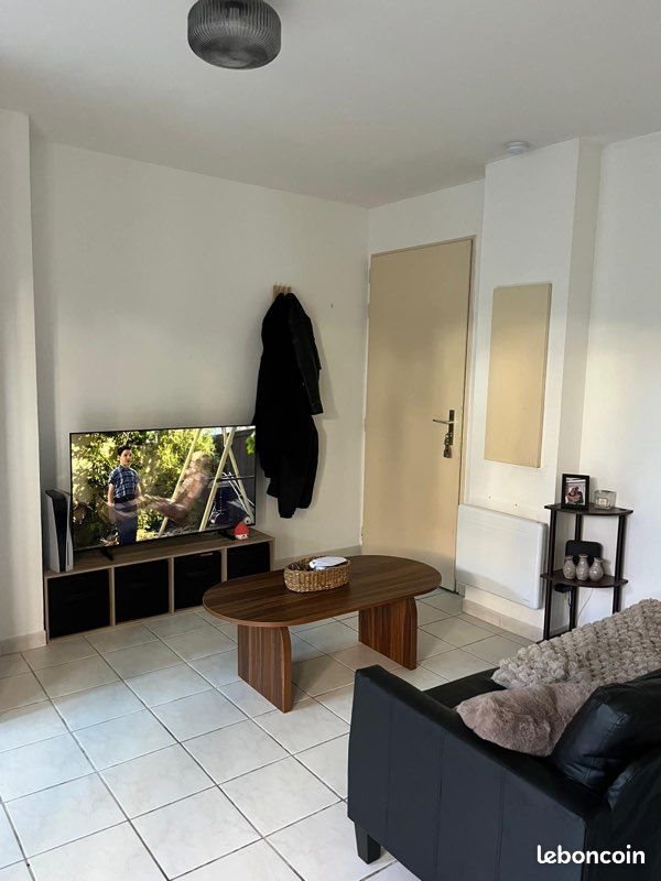 Appartement à louer, 26m², Istres