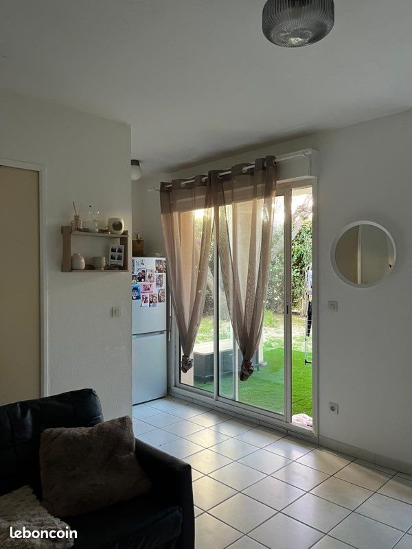 Appartement à louer, 26m², Istres