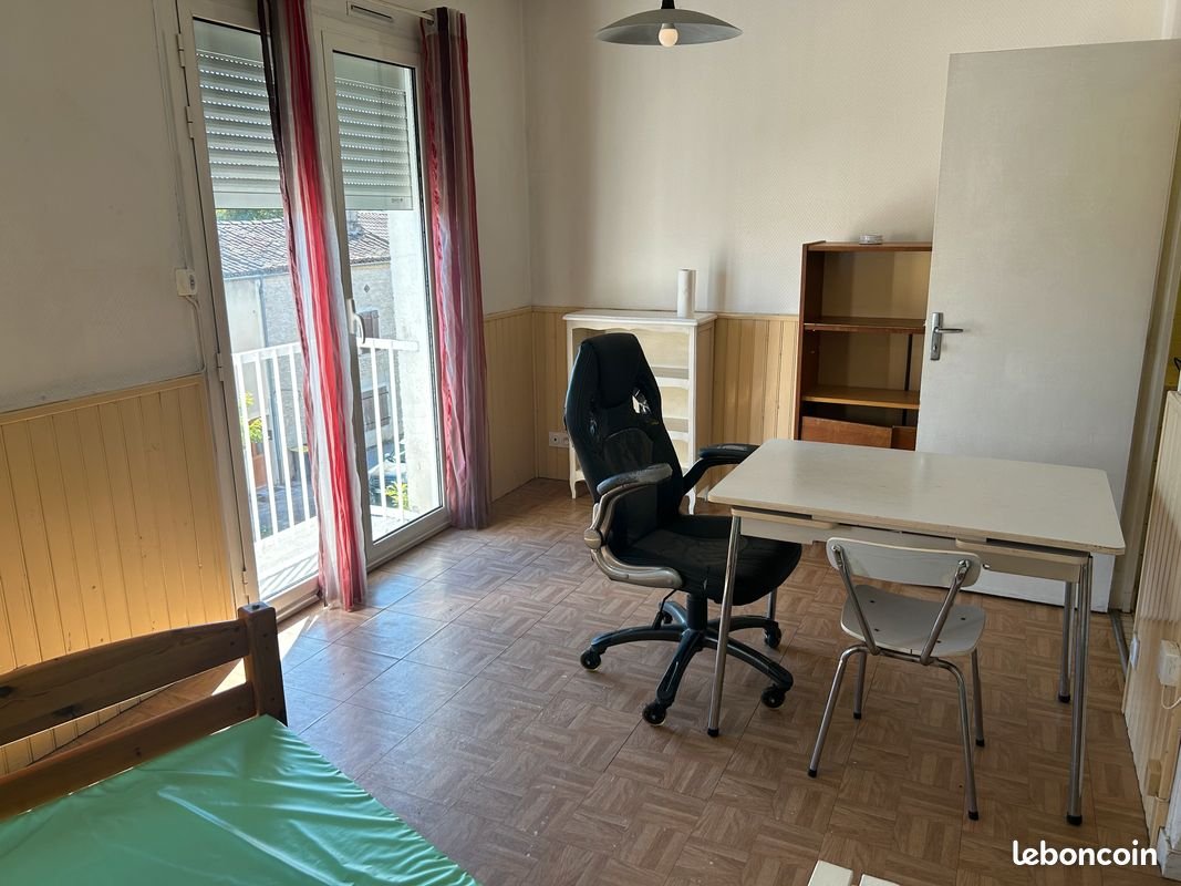 Appartement à louer, 20m², Caussade