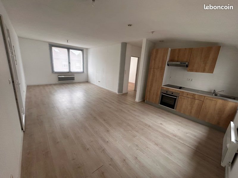 Appartement à louer, 80m², Betting