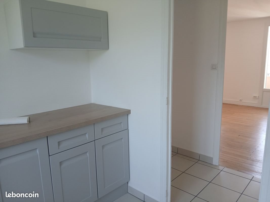 Appartement à louer, 61m², Saint-Egrève