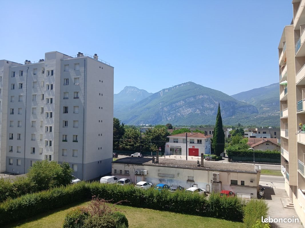 Appartement à louer, 61m², Saint-Egrève
