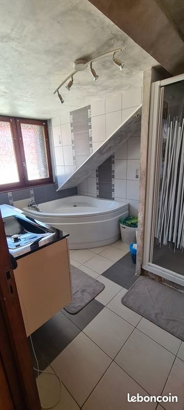 Appartement à louer, 70m², Voujeaucourt