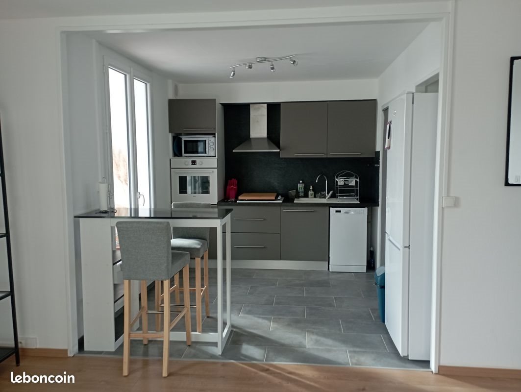 Appartement à louer, 56m², Oraison