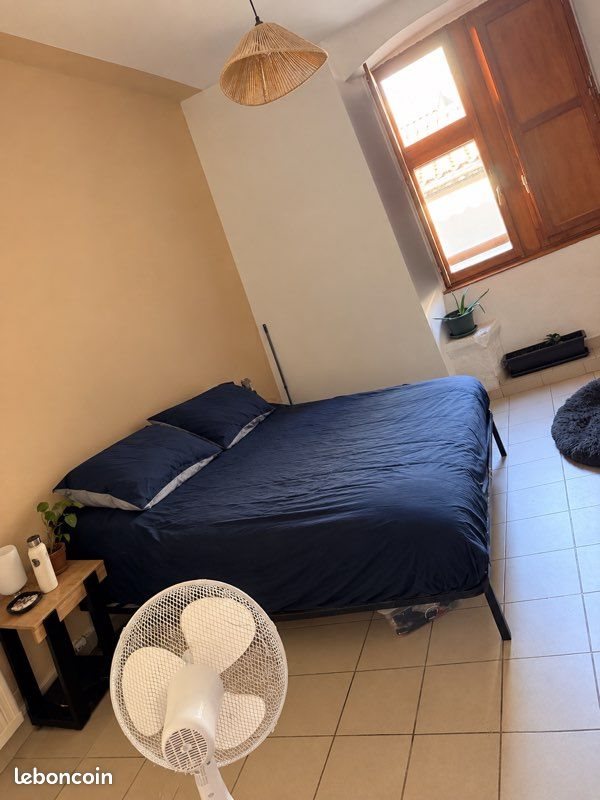 Appartement à louer, 90m², Villeneuve-de-Berg