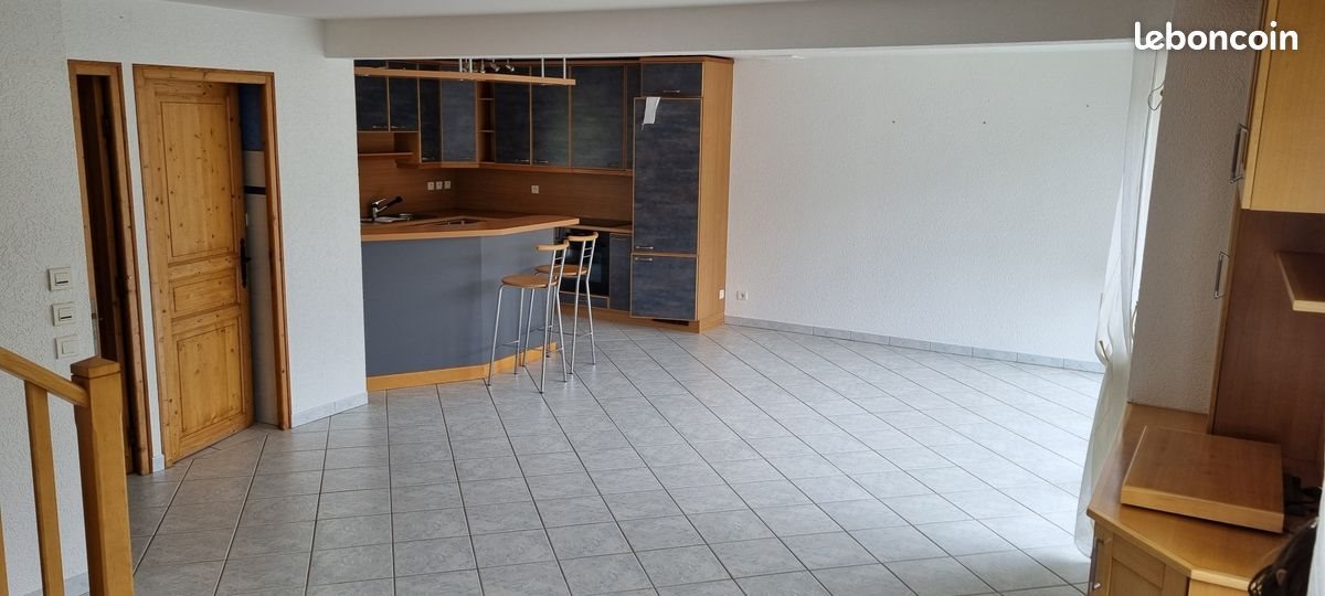 Maison à vendre, 109m², Les Hôpitaux-Neufs