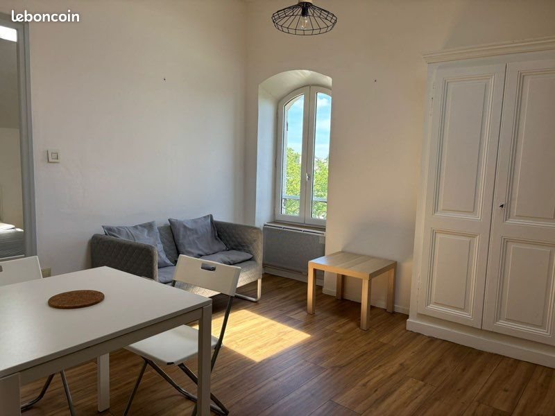 Appartement à louer, 26m², Annonay