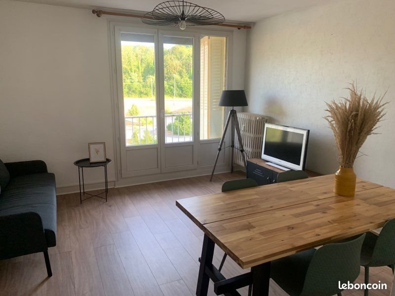 Appartement à louer, 54m², Lons-le-Saunier