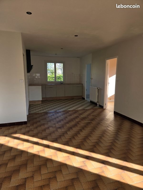 Maison à louer, 90m², Mouthiers-sur-Boëme
