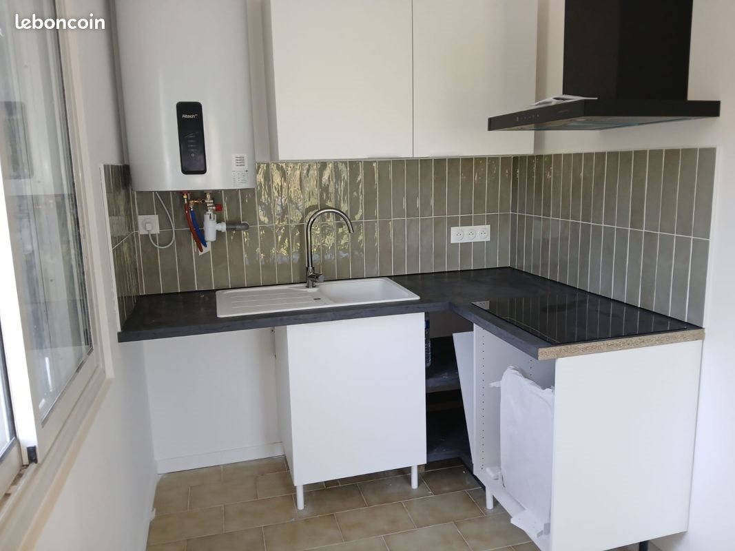 Appartement à louer, 53m², Nîmes