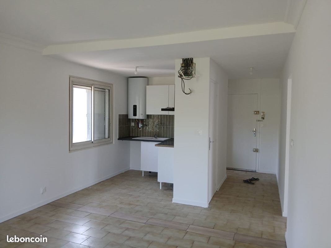 Appartement à louer, 53m², Nîmes