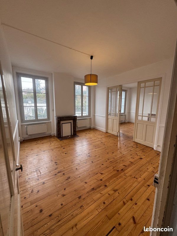 Appartement à louer, 120m², Thiers