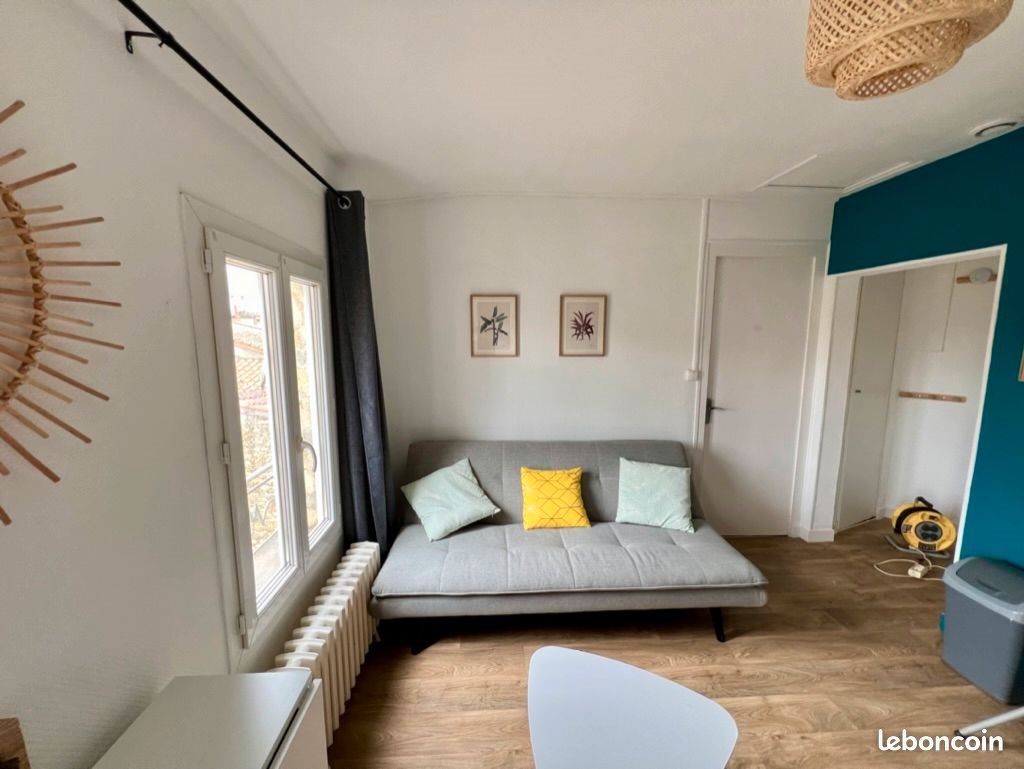 Appartement à louer, 25m², Niort
