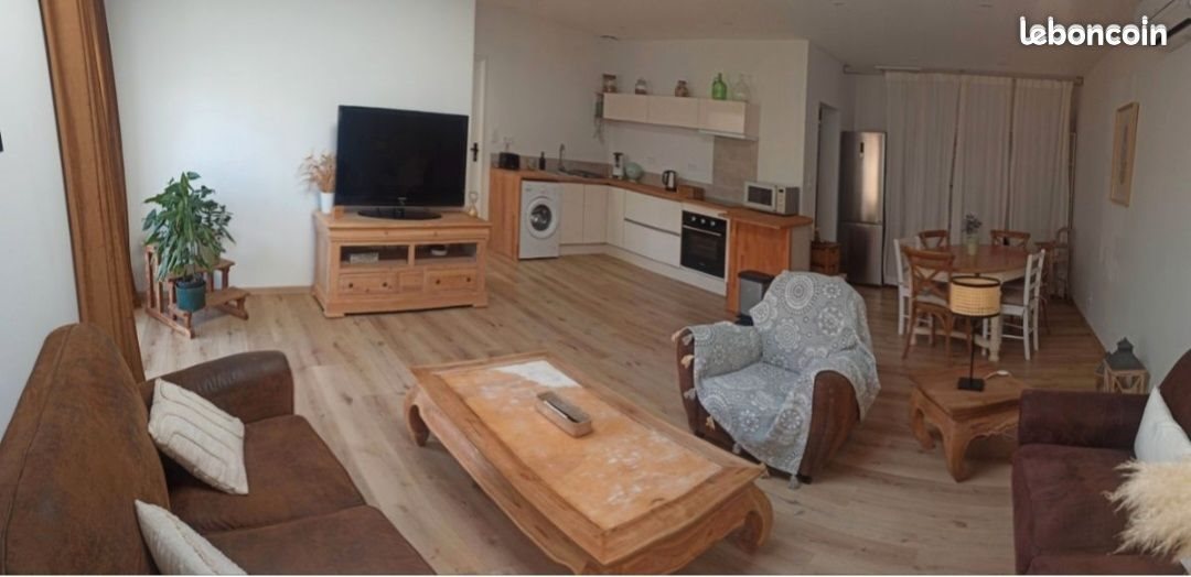 Appartement à louer, 95m², Quarante