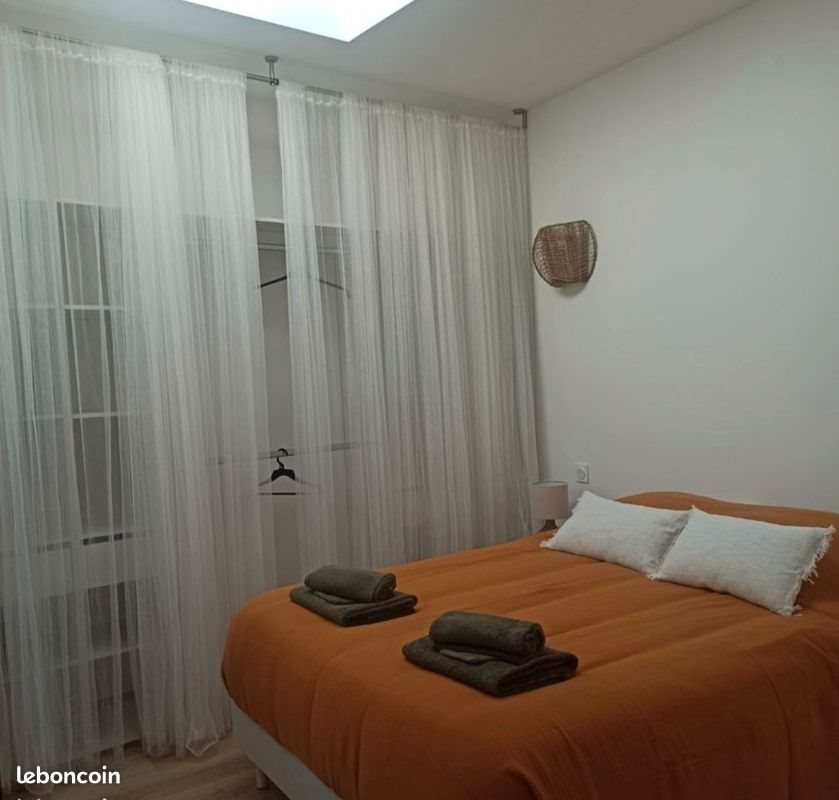 Appartement à louer, 95m², Quarante