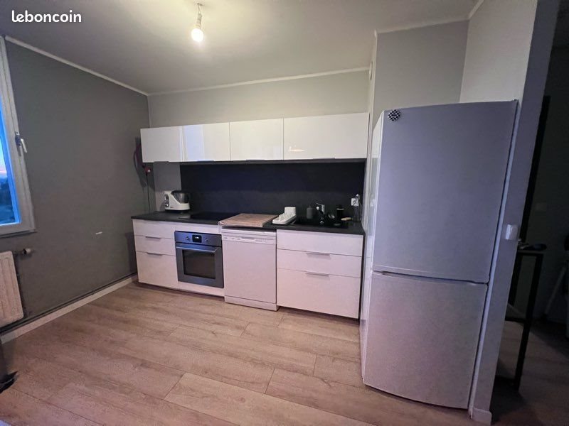 Appartement à louer, 74m², La Madeleine