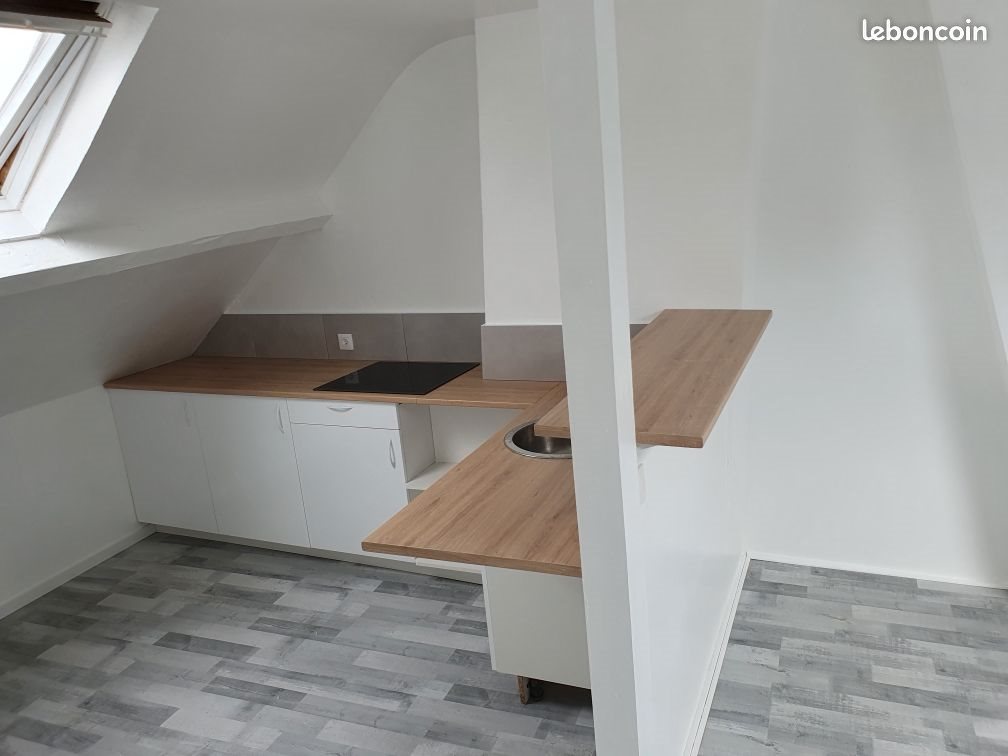 Appartement à louer, 27m², Saint-Vrain