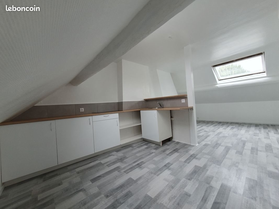 Appartement à louer, 27m², Saint-Vrain