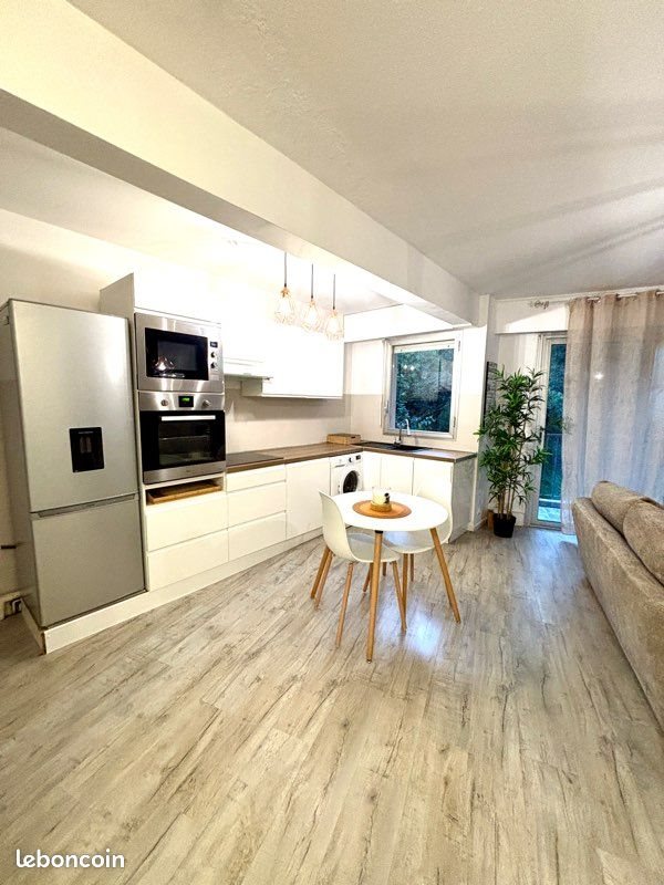 Appartement à louer, 35m², Menton